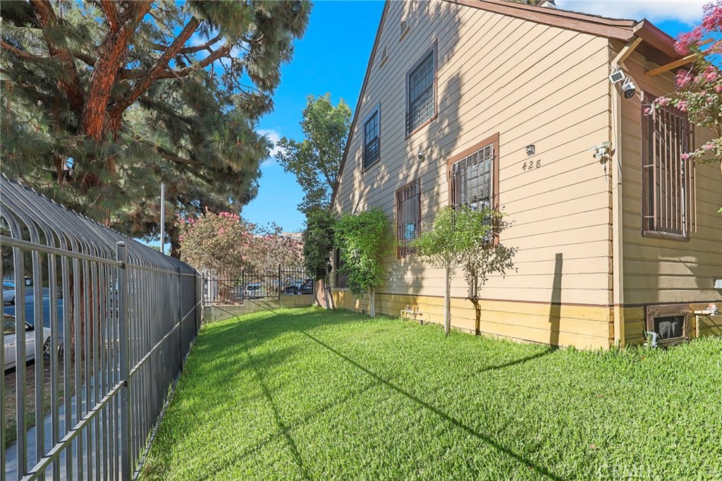 main property photo 43