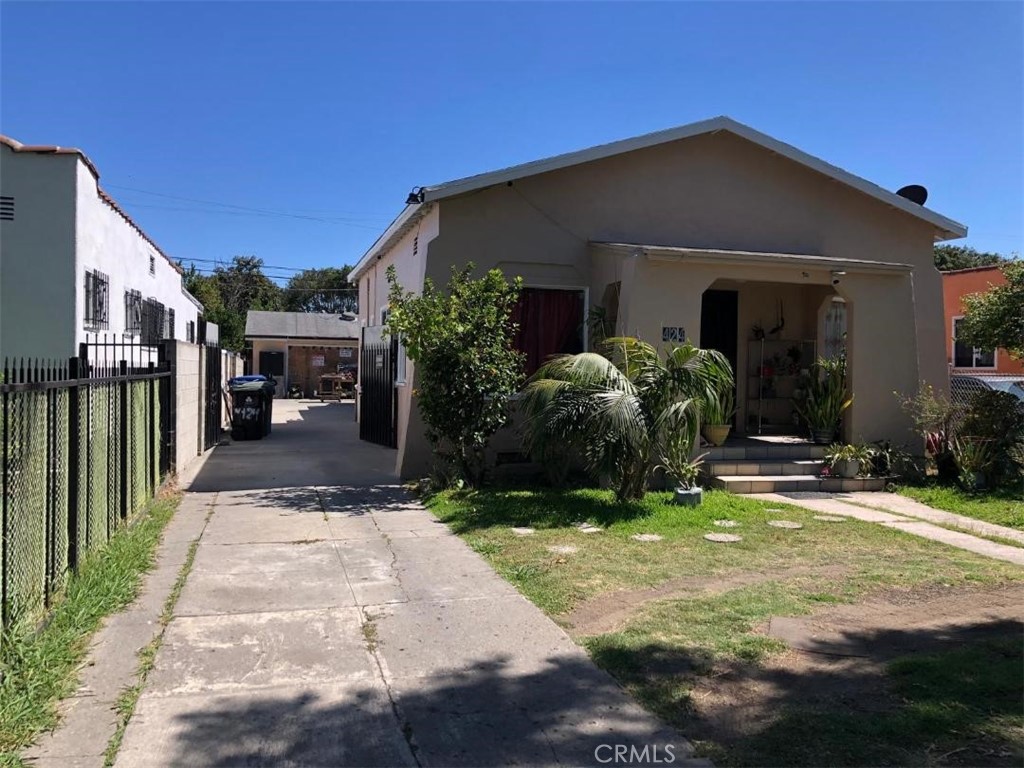 main property photo 3