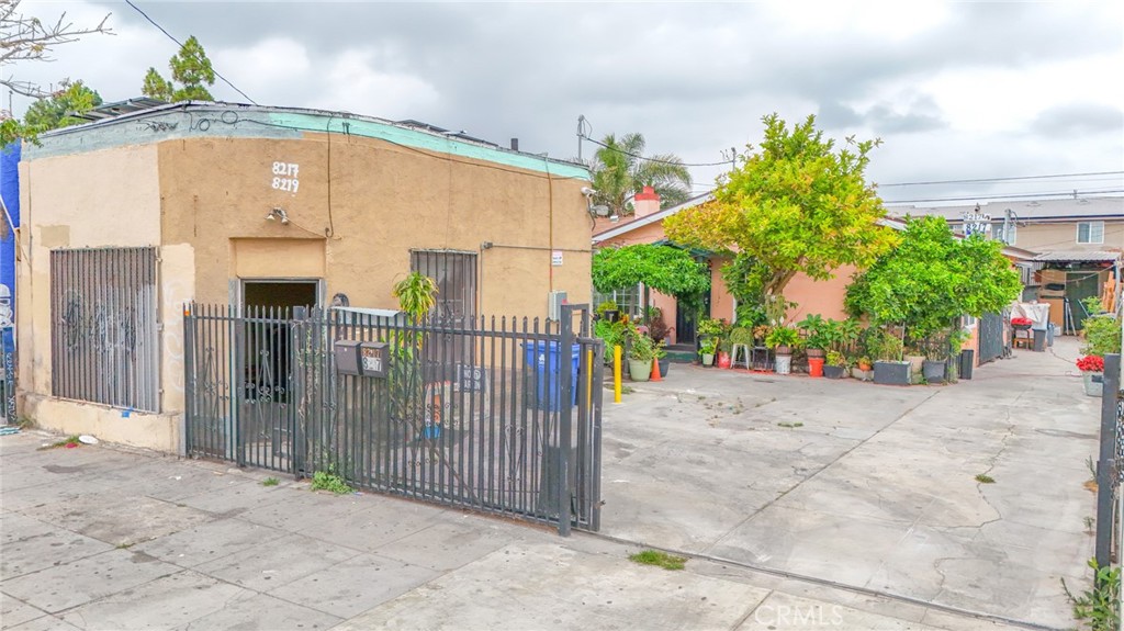 main property photo 5