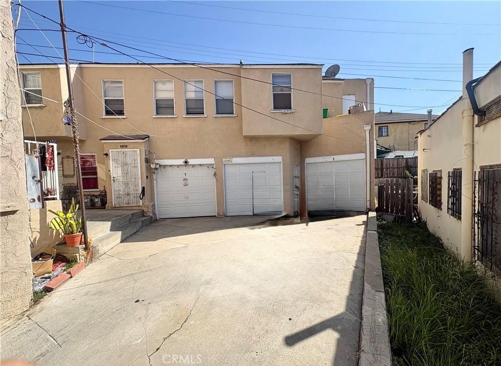 main property photo 11