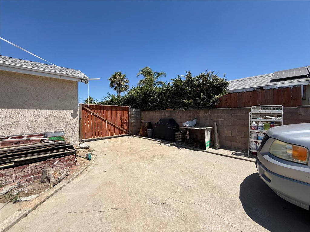 main property photo 47