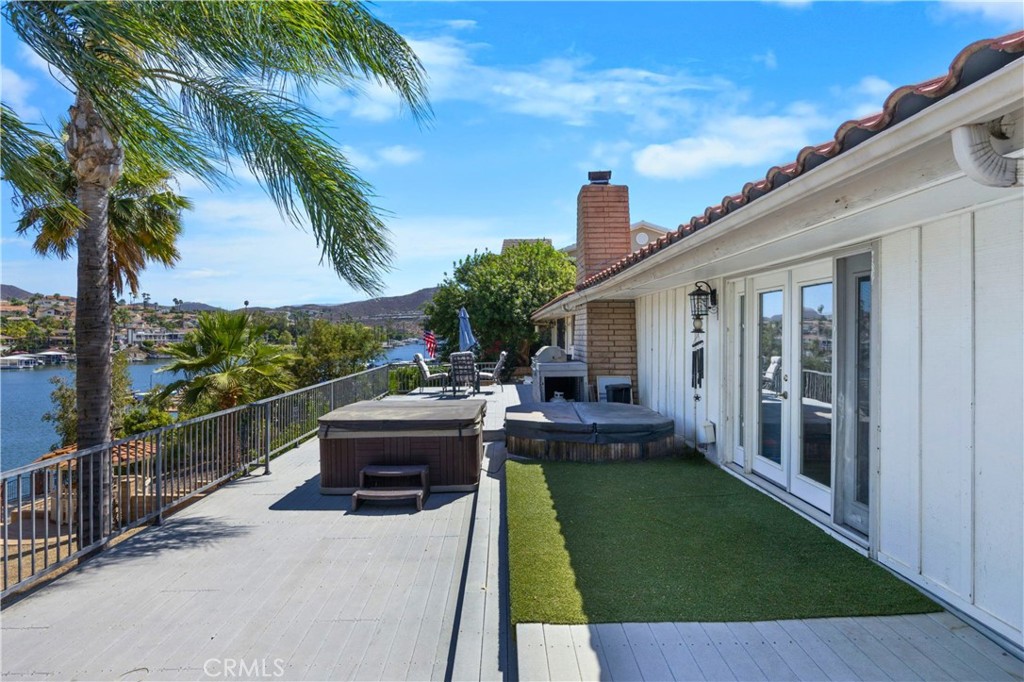 main property photo 25