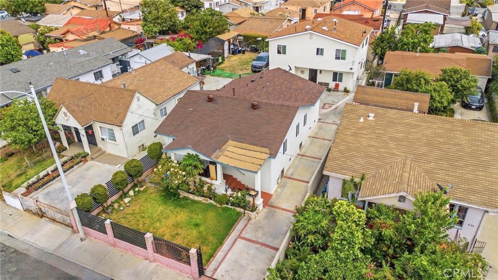 main property photo 11