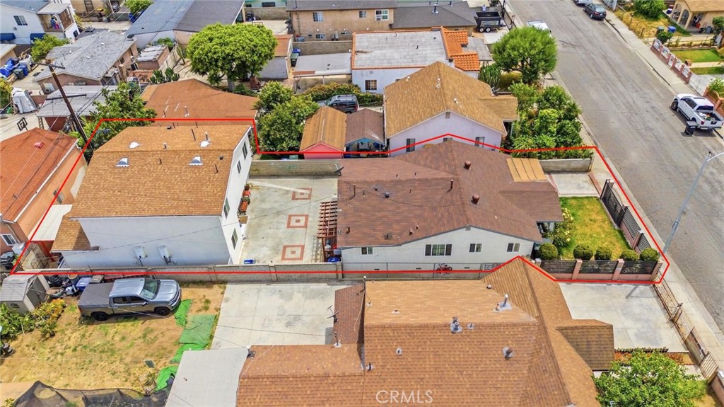 main property photo 13