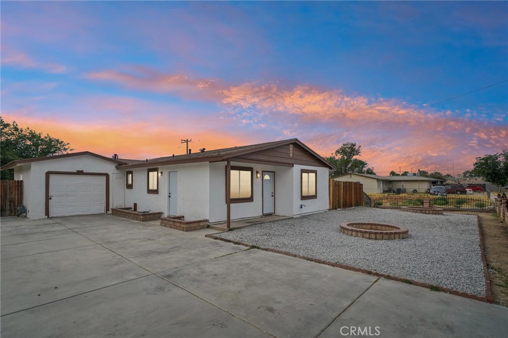 main property photo 40