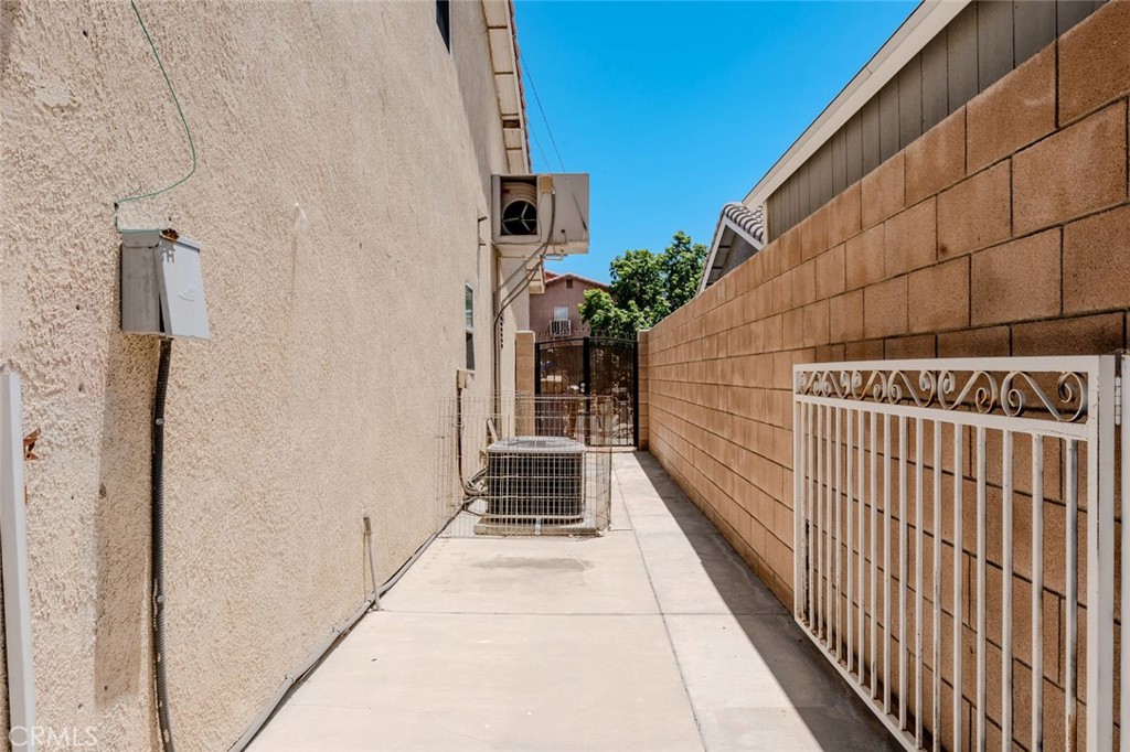 main property photo 41