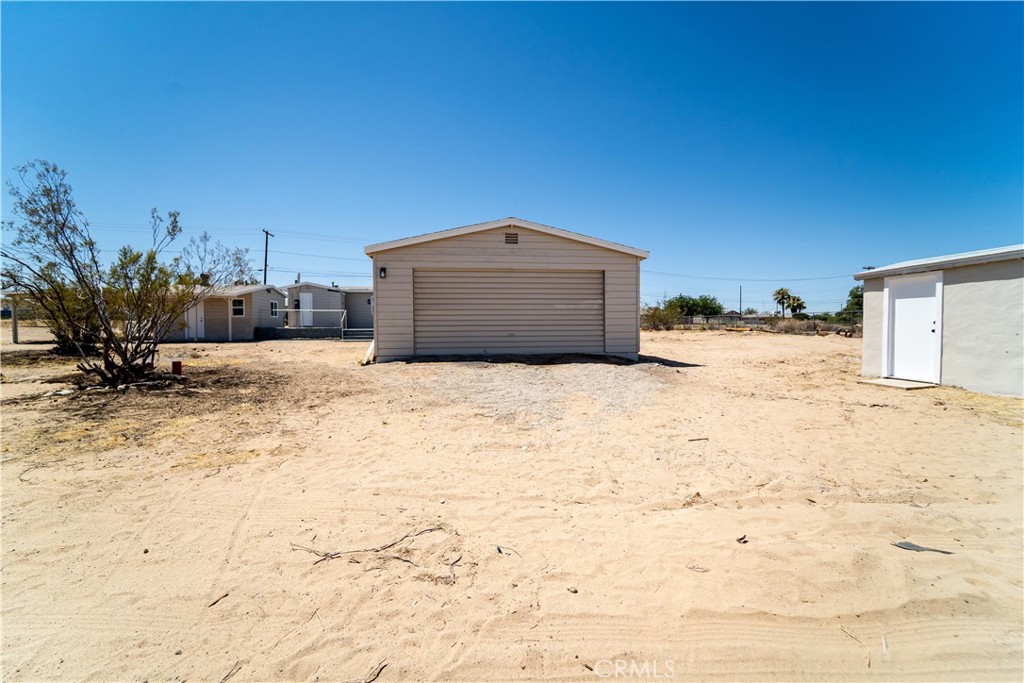 main property photo 20