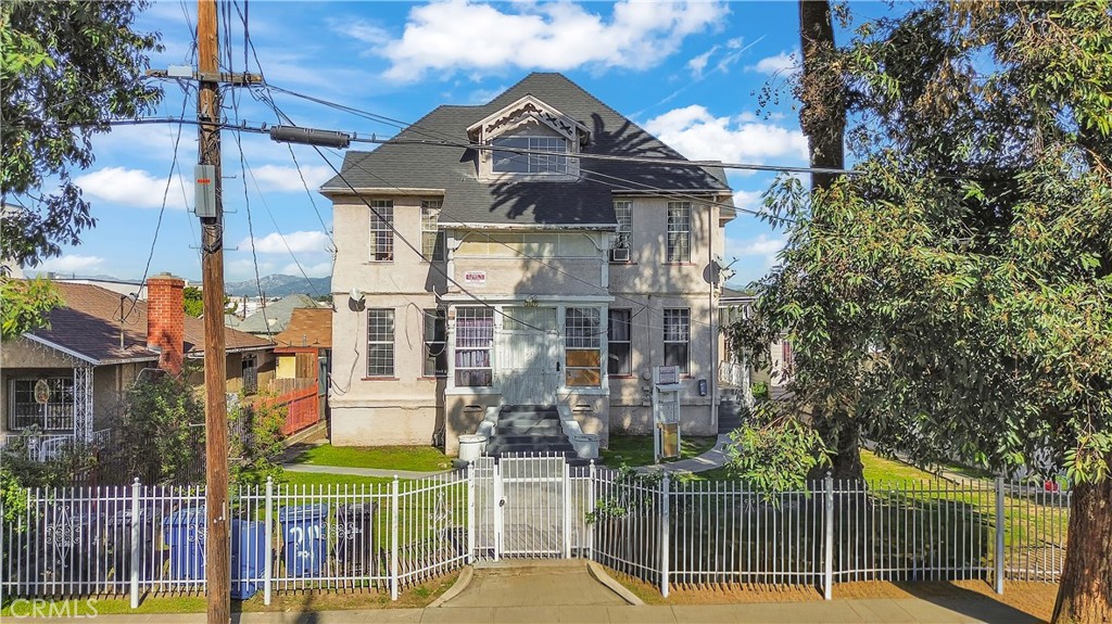 main property photo 15