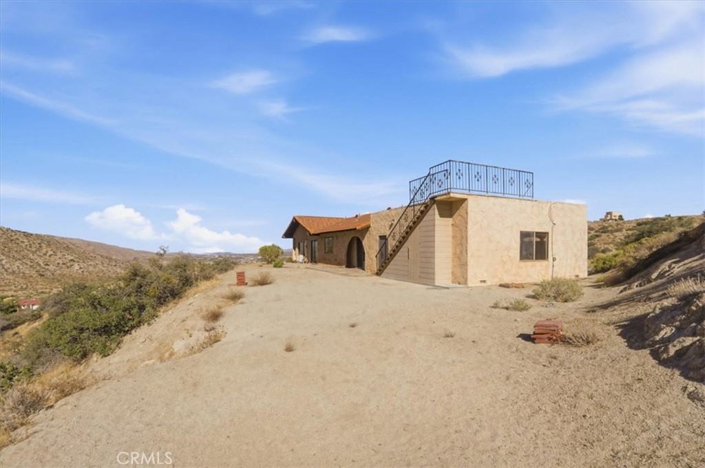 main property photo 7