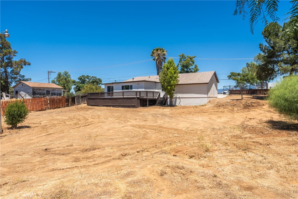 main property photo 30