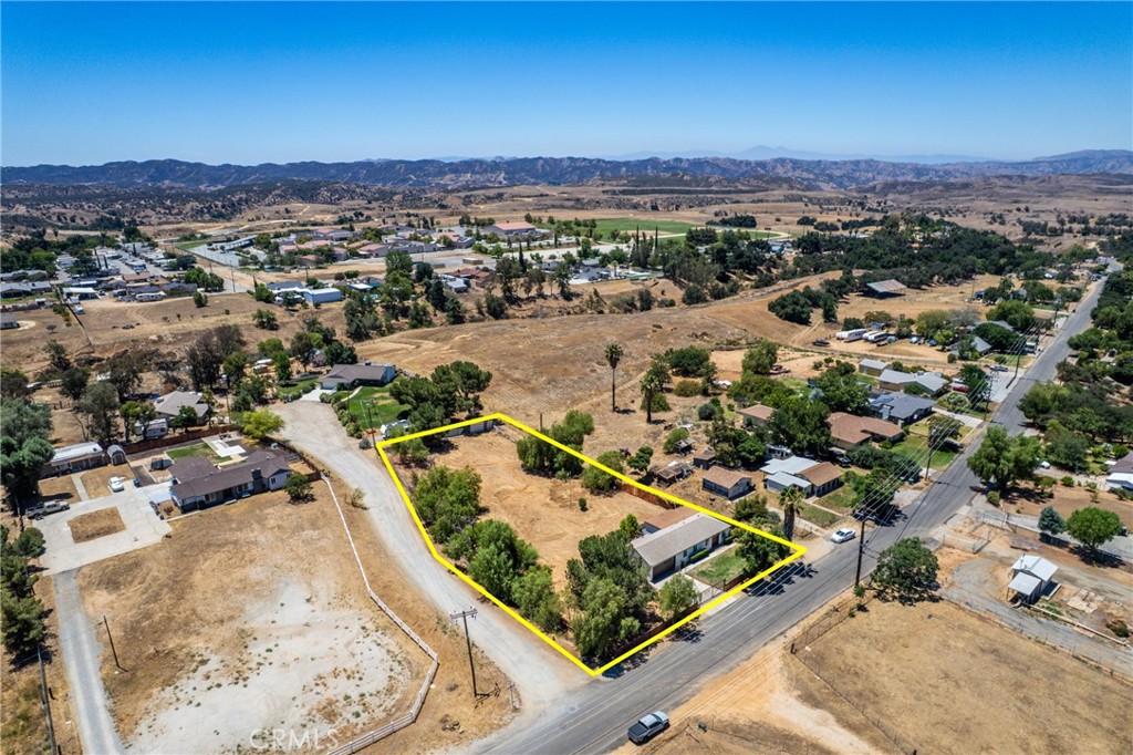 main property photo 35
