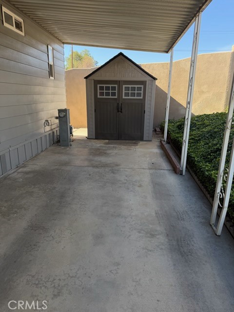 main property photo 12