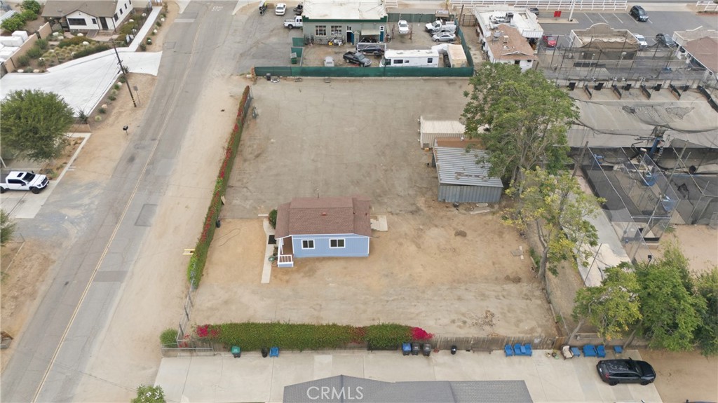 main property photo 22