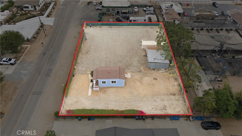 main property photo 31