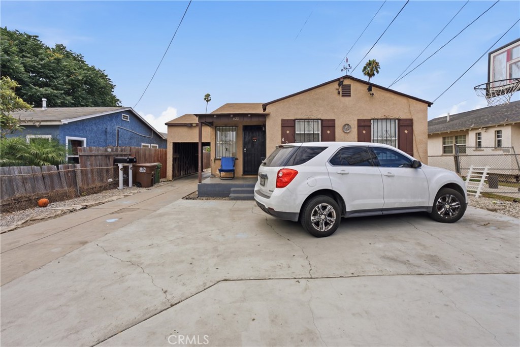 main property photo 16