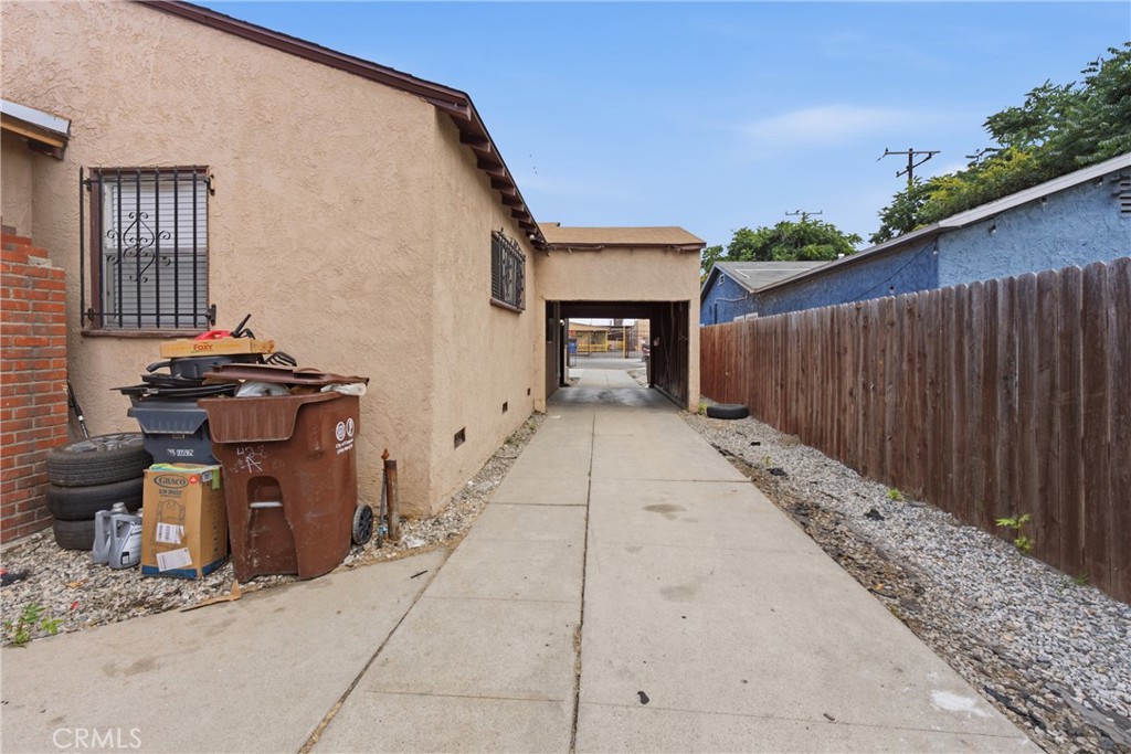 main property photo 49
