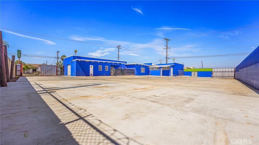 main property photo 12
