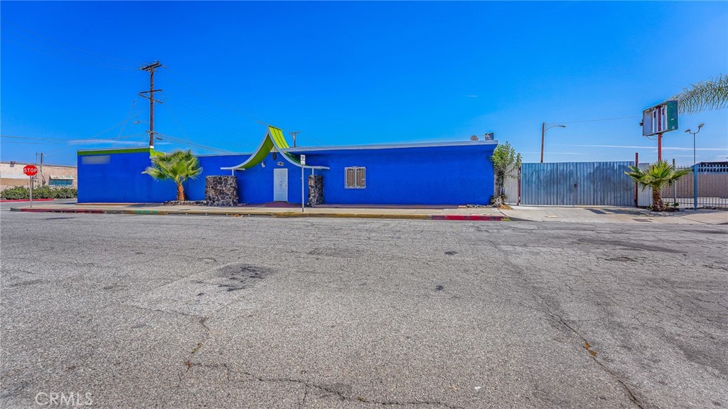 main property photo 16