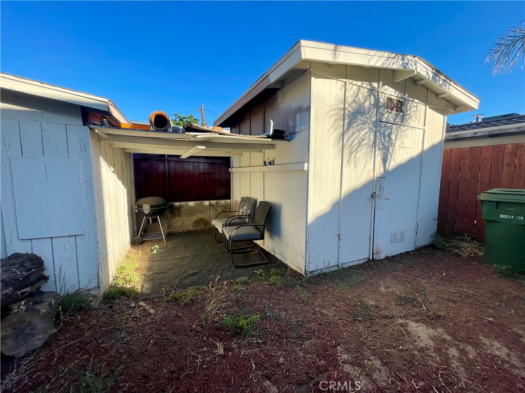 main property photo 17