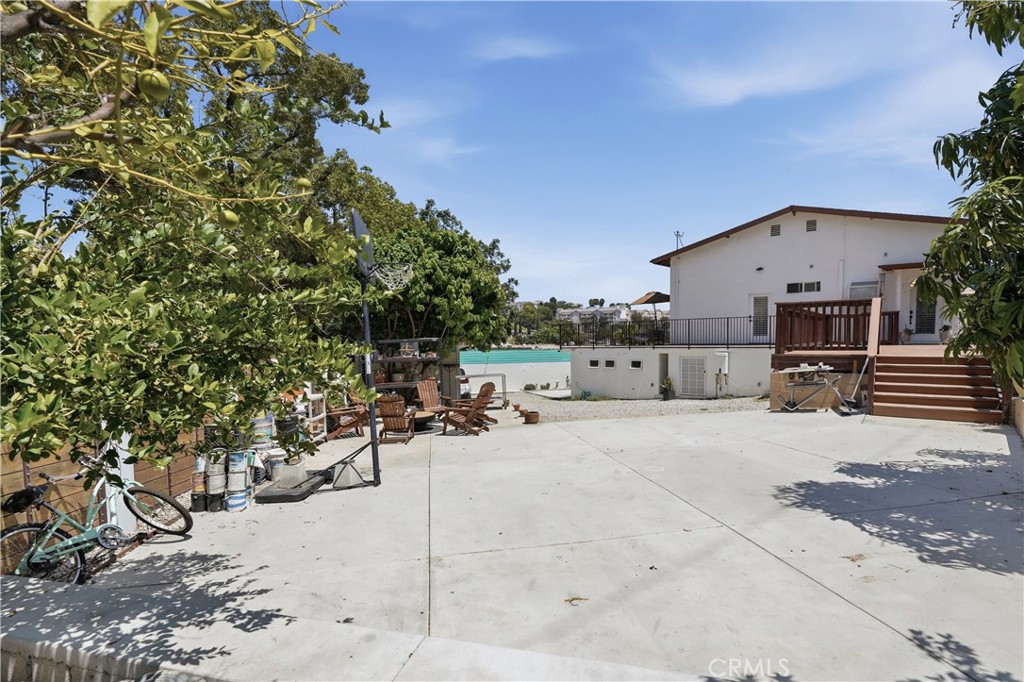main property photo 27