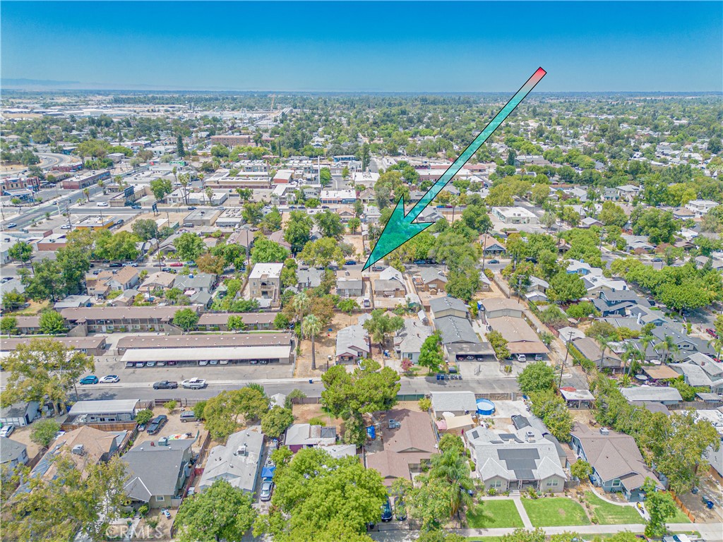 main property photo 32