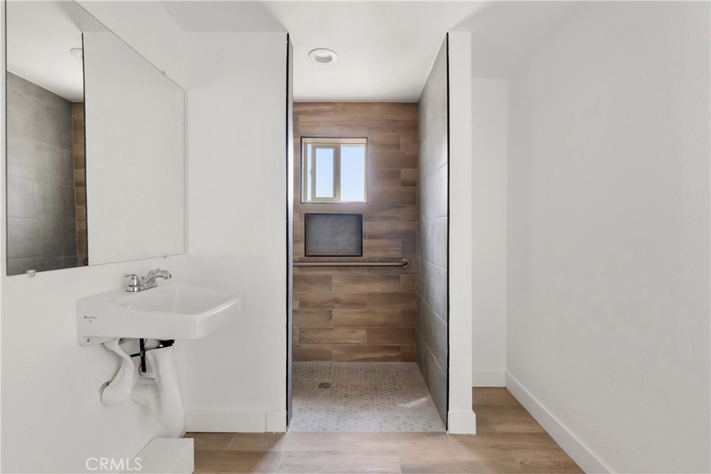 main property photo 62