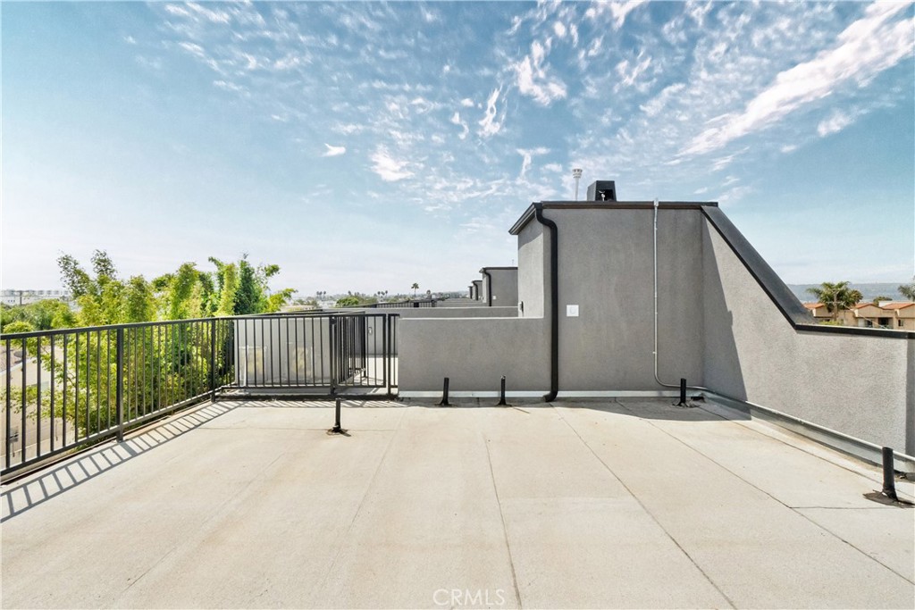 main property photo 65