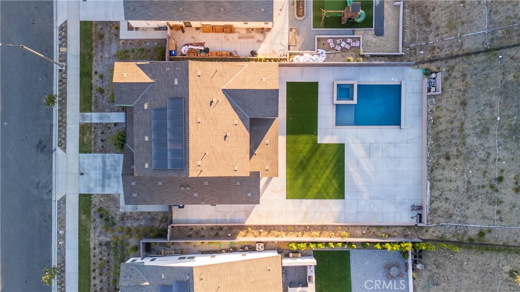 main property photo 45