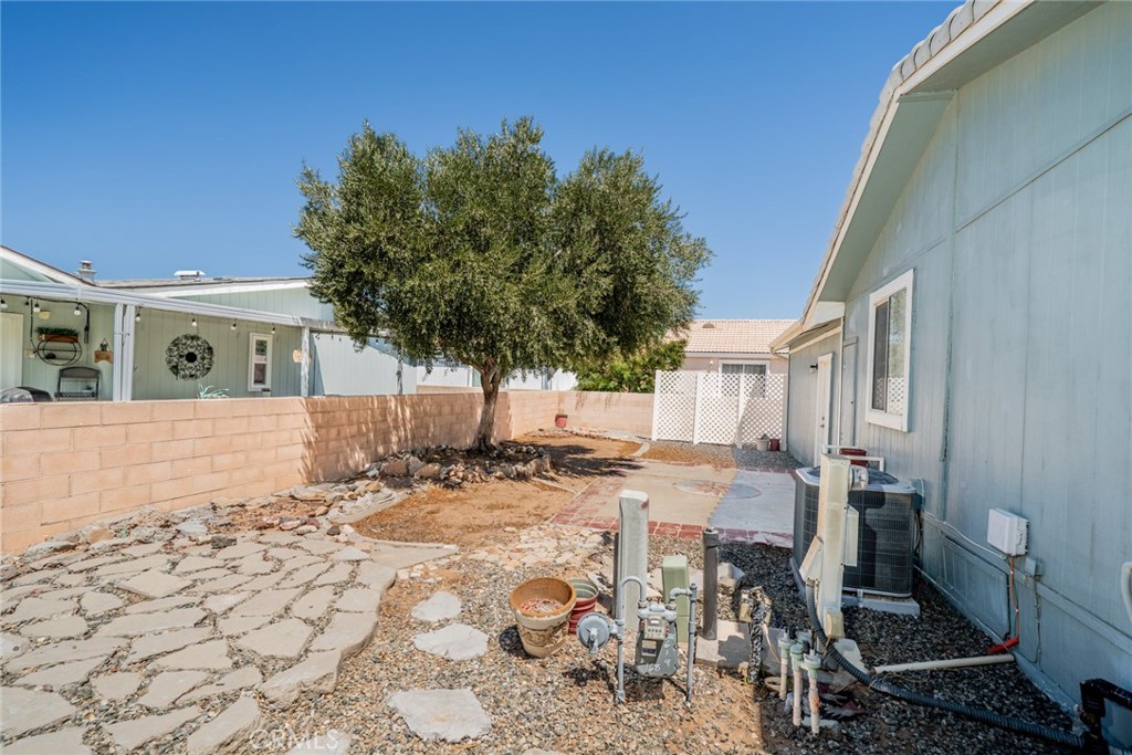 main property photo 26
