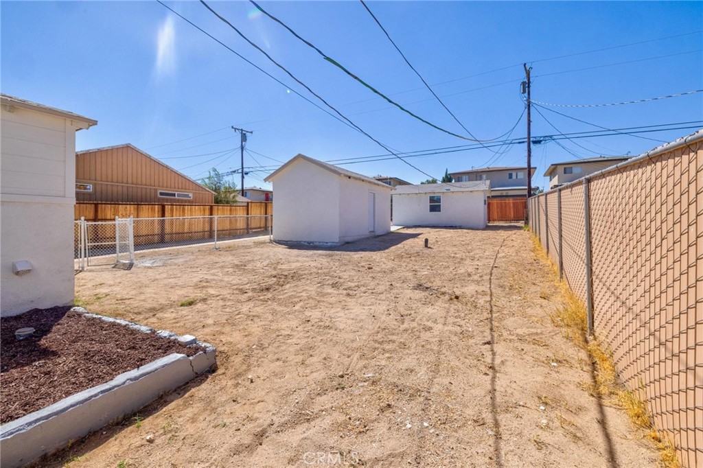 main property photo 50