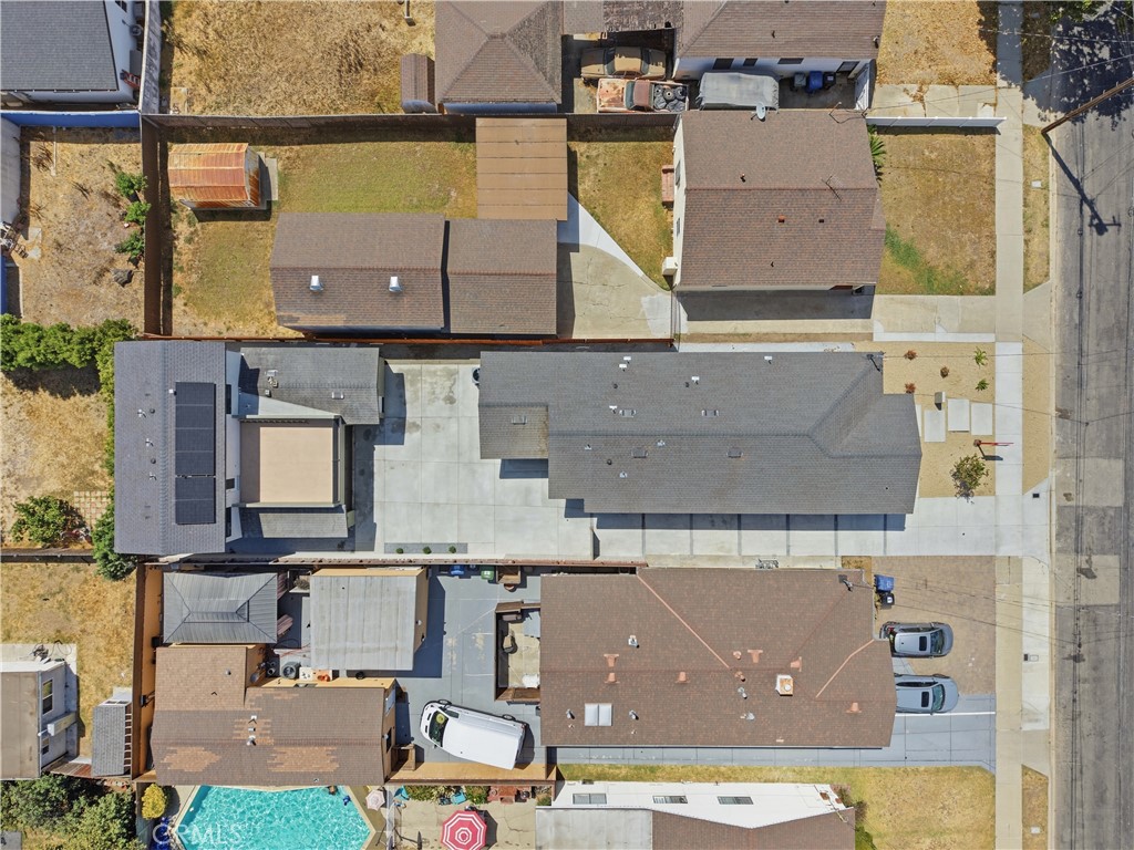 main property photo 47