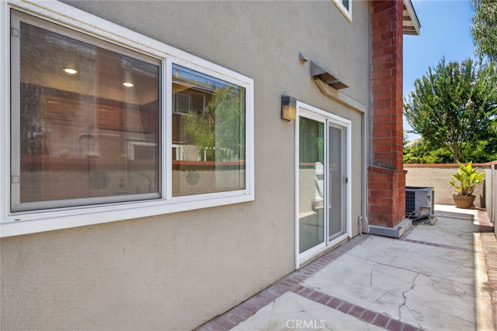 main property photo 50