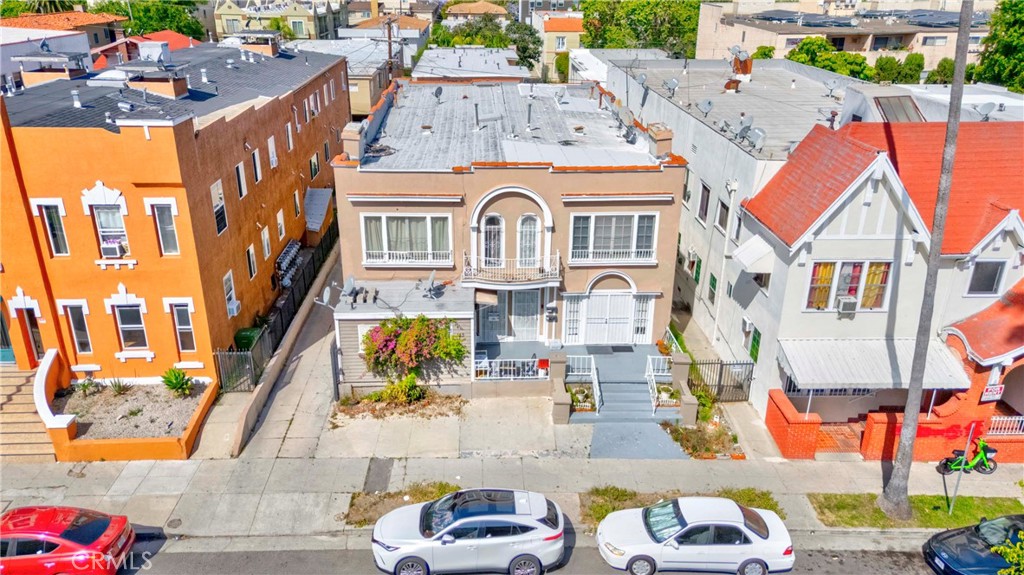 main property photo 30