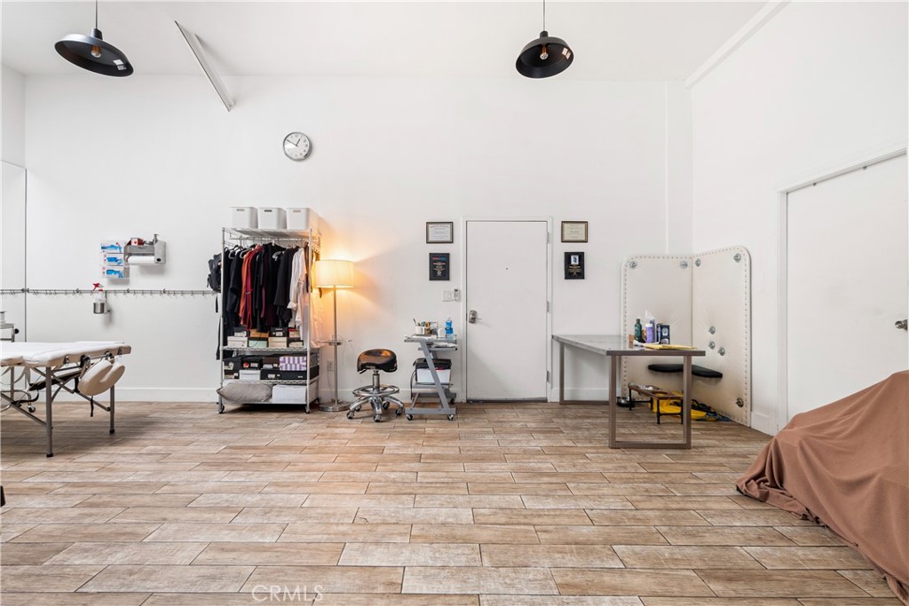 main property photo 65
