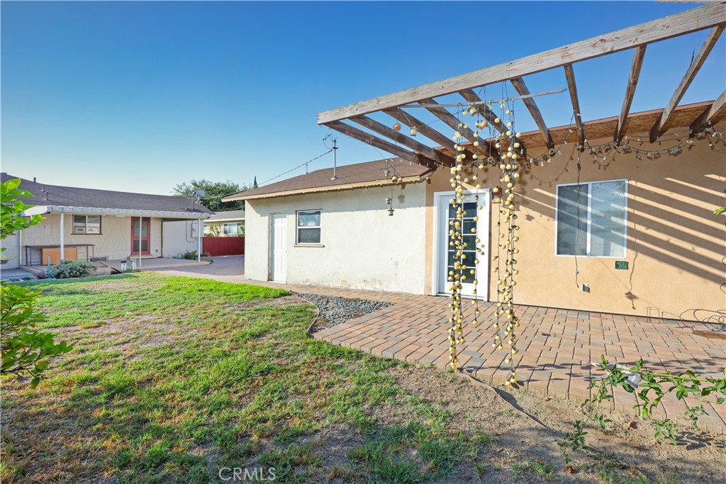 main property photo 30