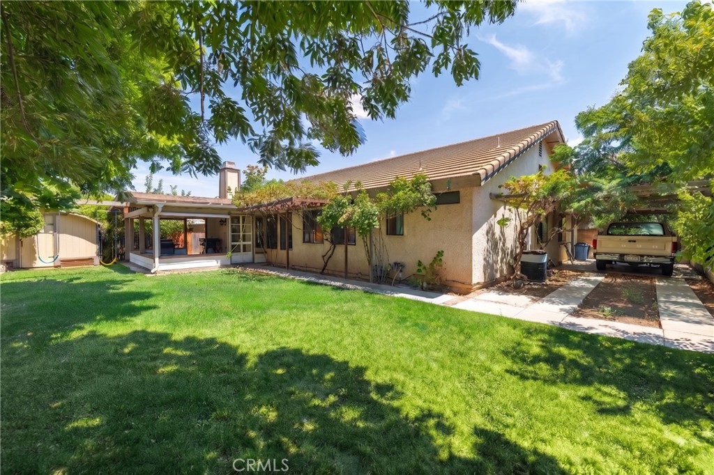 main property photo 16
