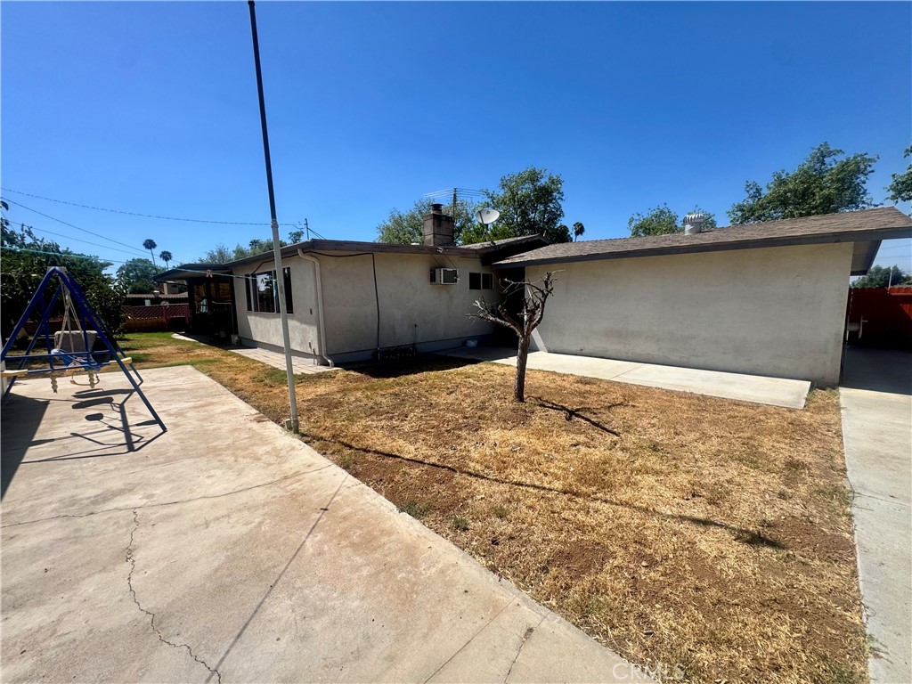 main property photo 31