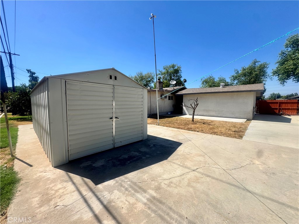 main property photo 33