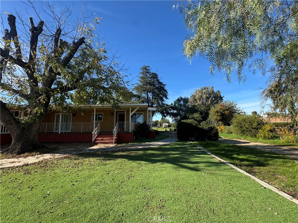 main property photo 6