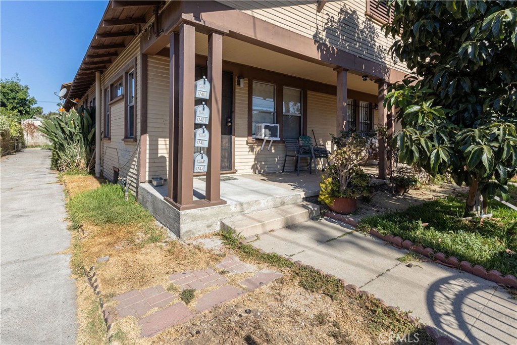 main property photo 12