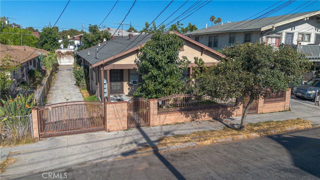 main property photo 3