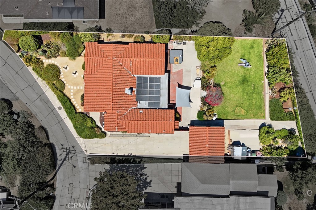 main property photo 41