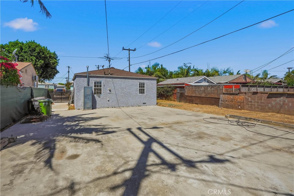main property photo 10