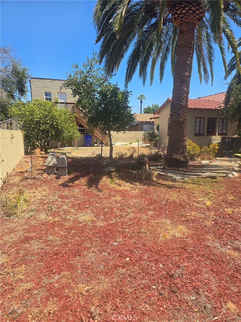 main property photo 17