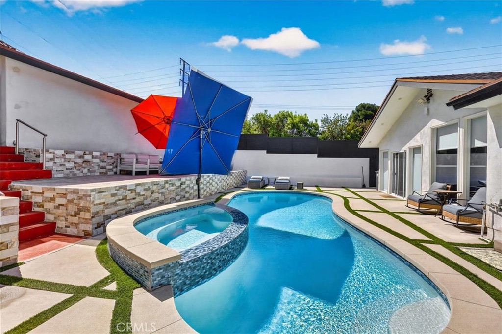 main property photo 54