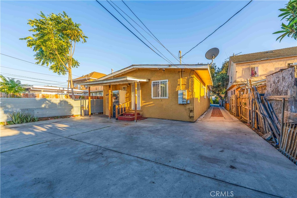 main property photo 18