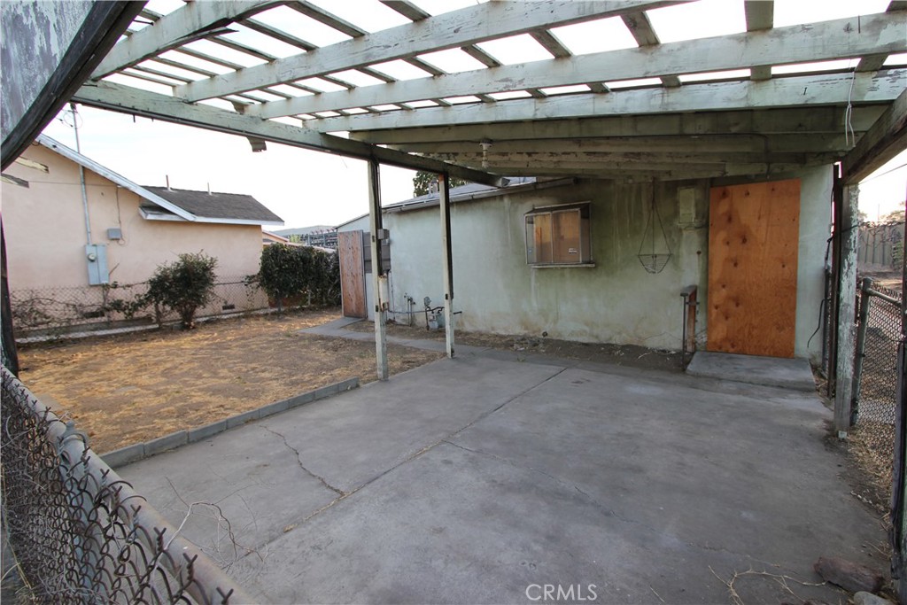 main property photo 15