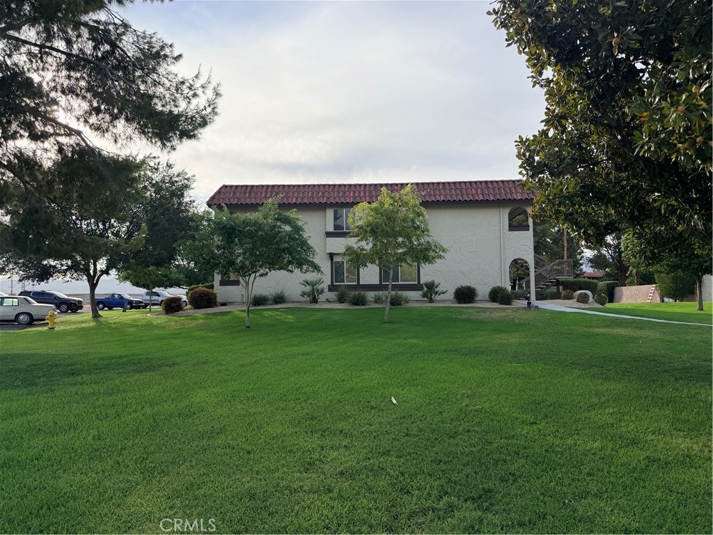 main property photo 10
