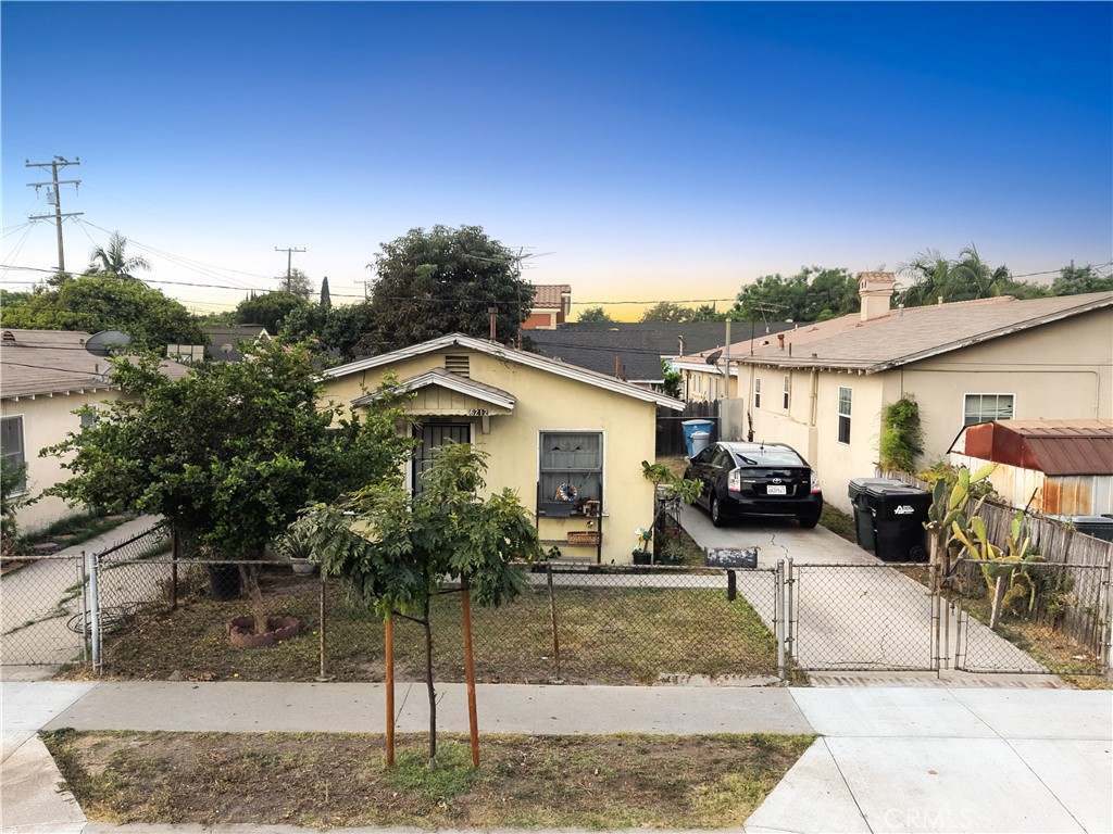 main property photo 8