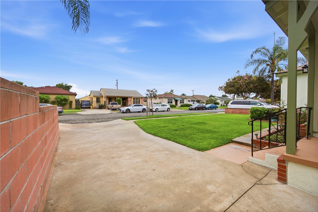 main property photo 44